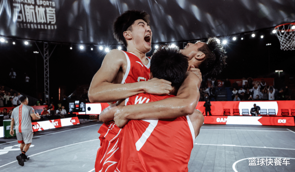 米兰体育app-中国男篮爆冷巴西男篮，浓眉绝境逆转