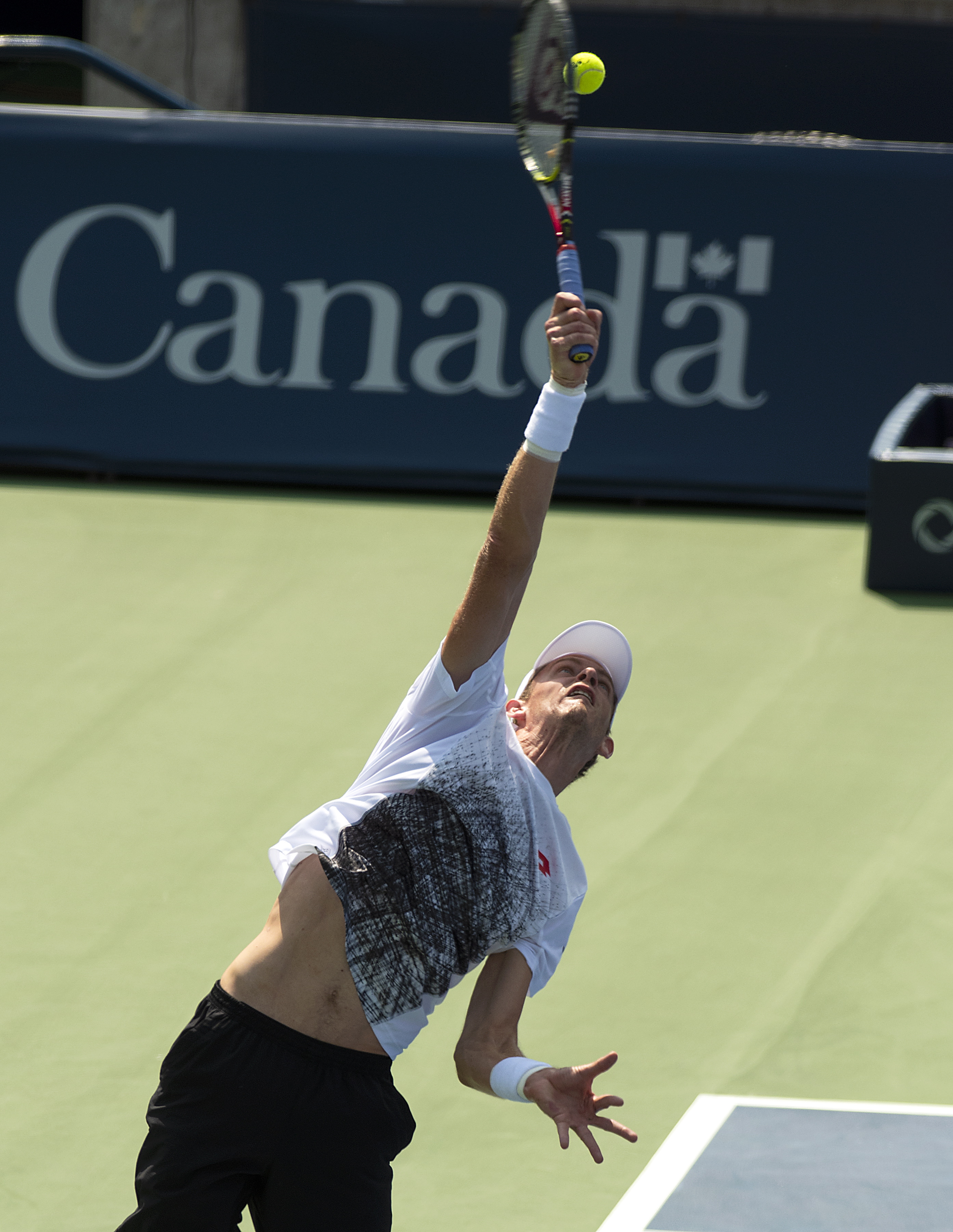 世界网球队横扫澳大利亚网球队，西西帕斯送出助攻的简单介绍