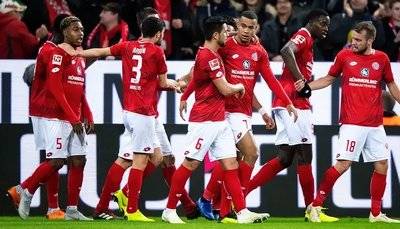 米兰体育官方网站-莱比锡红牛遭遇科隆爆冷失利的简单介绍