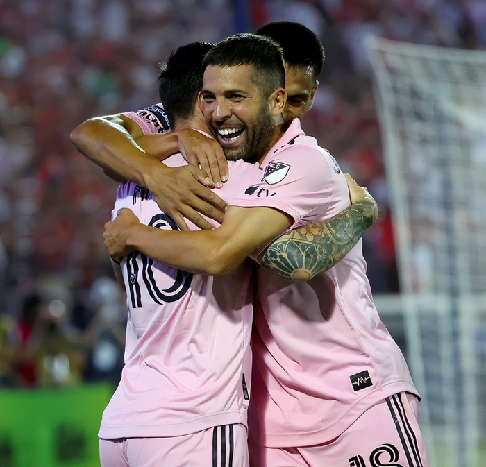 米兰体育官网-马努联球员集体爆发，连场连胜竟成定局的简单介绍