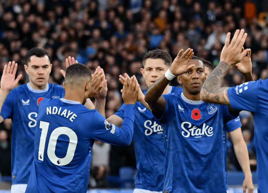 米兰体育-关于阿斯顿维拉客场逆转击败埃弗顿，取得关键胜利的信息