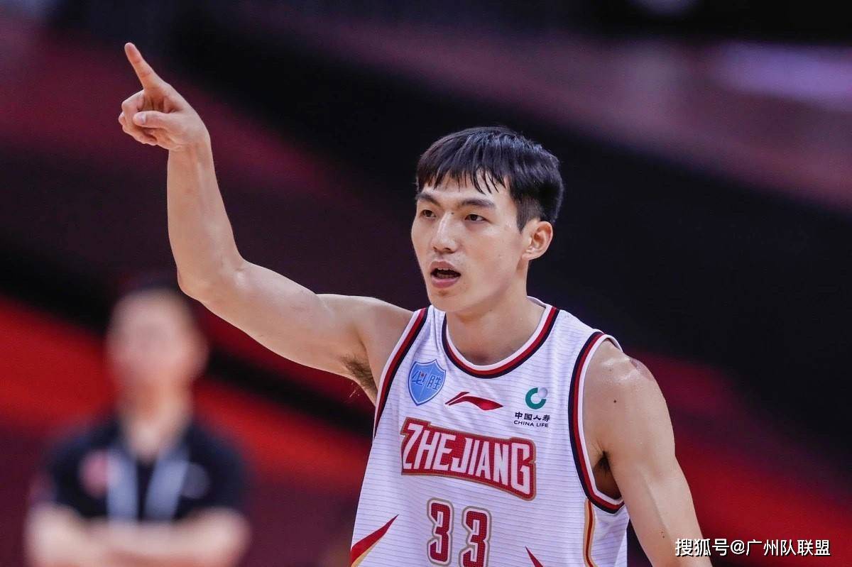 米兰体育官方网站-吉林队完胜广州队，库里状态火热的简单介绍