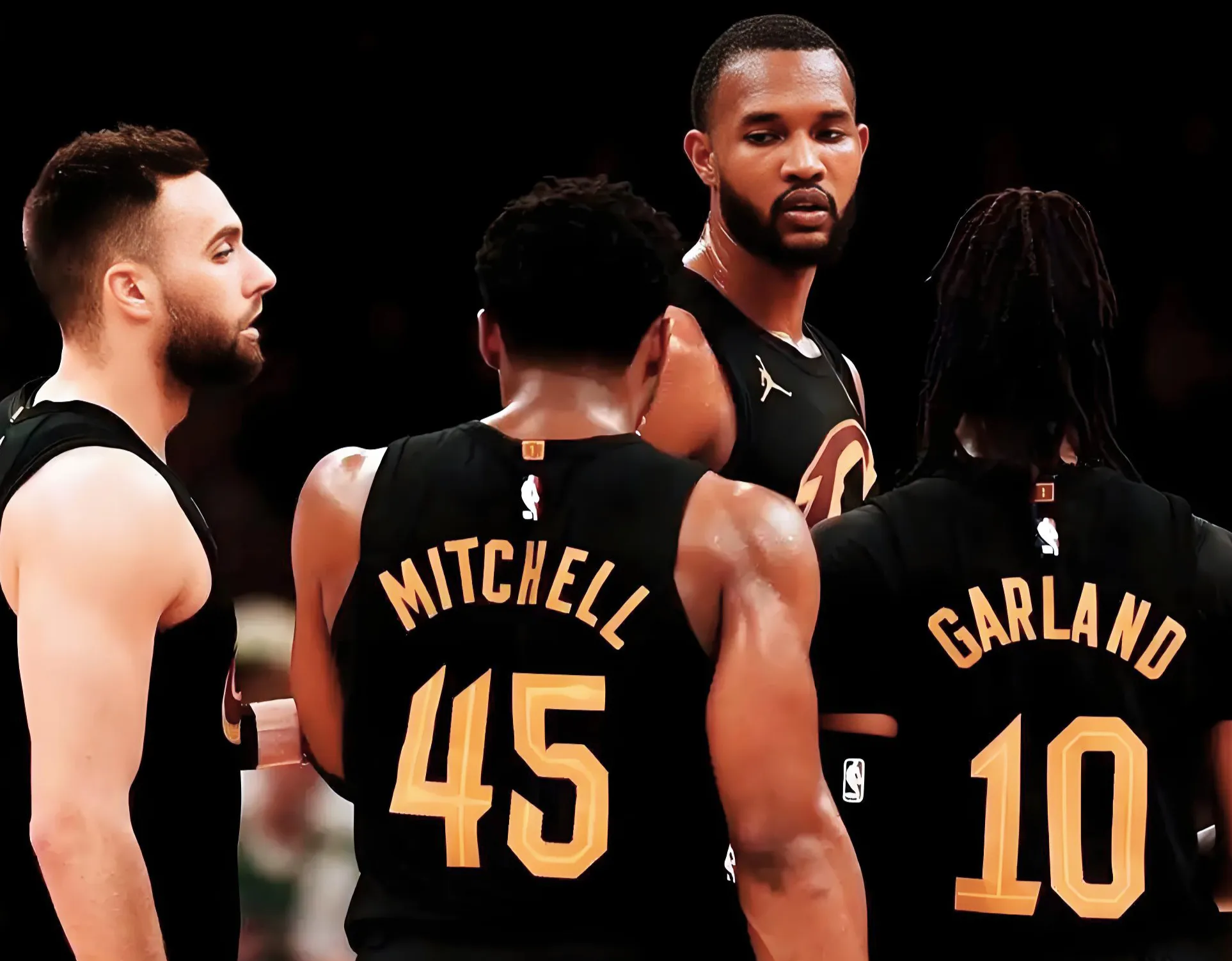 包含快船完胜骑士，恩比德点燃赛场的词条