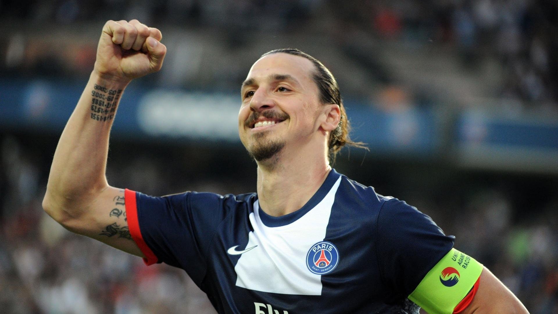 ac米兰下载-北欧冰刃，芬兰战术如何精准压制曼联，成就年度焦点之战